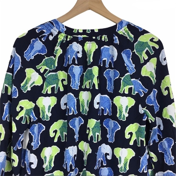 CROWN & IVY Top Blouse Elephants Split V Neck 3/4 Sleeve Navy Size Large NWT - Picture 5 of 10